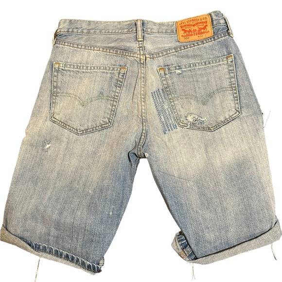 Men’s Levi’s 508 Light Wash Denim Shorts (size men 31 waste) - Picture 2 of 3
